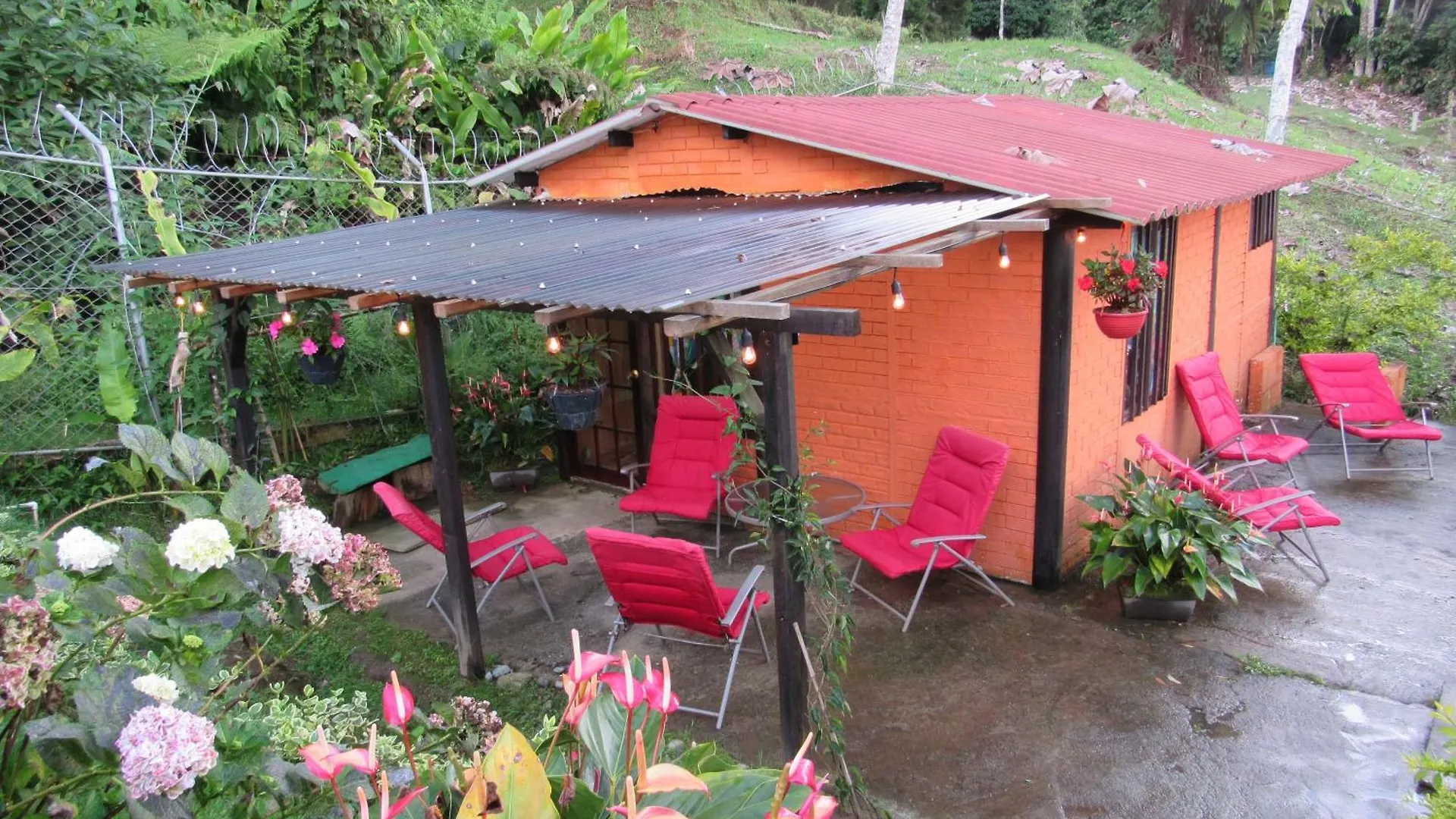 El Barranquero Cabana La Tangara Cali 0*,  Colombia
